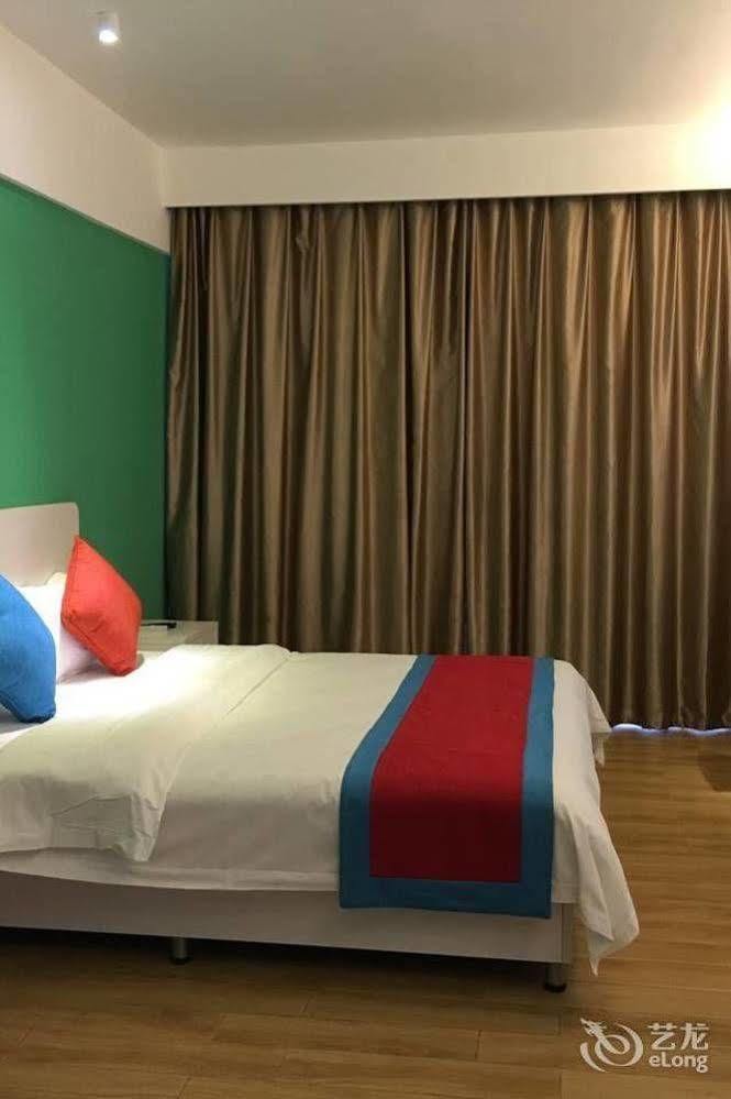 Yilan Hotel Shenzhen Investment Management Co. Ltd Kültér fotó